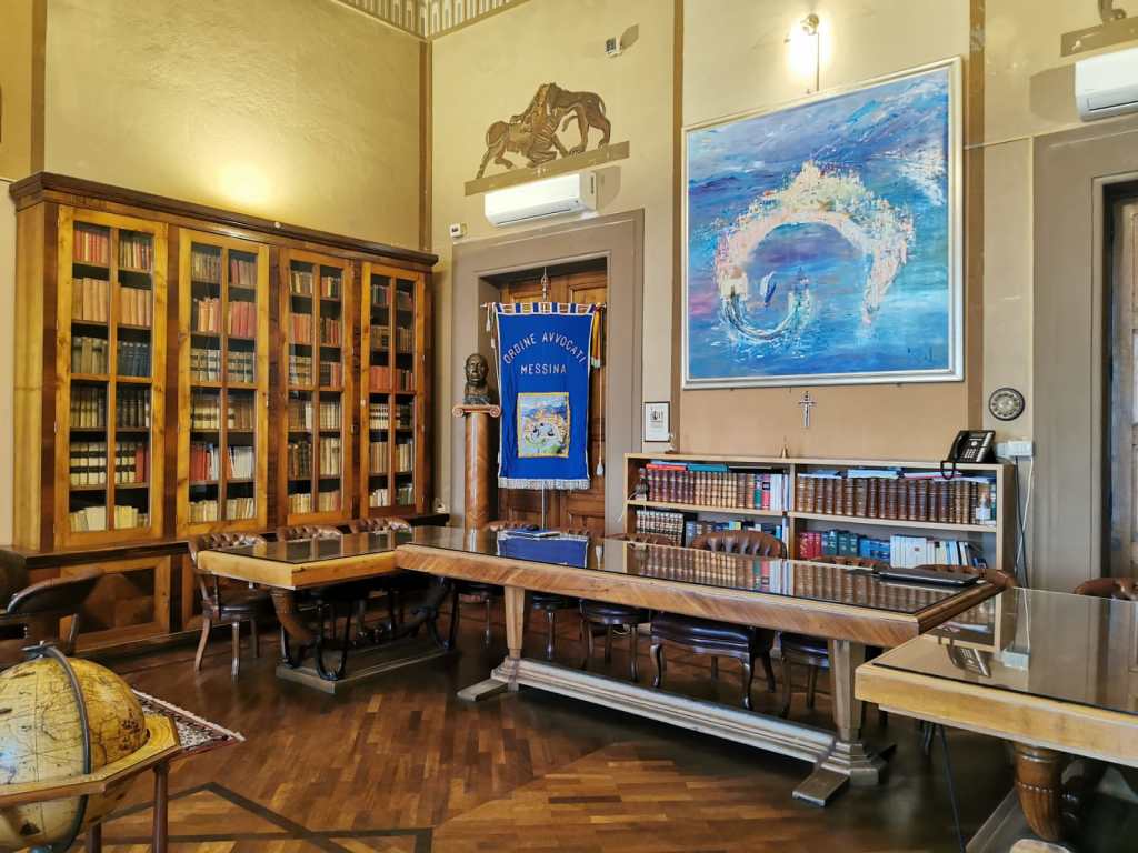 sala consiglio Ordine avvocati Messina palazzo Piacentini Tribunale di Messina