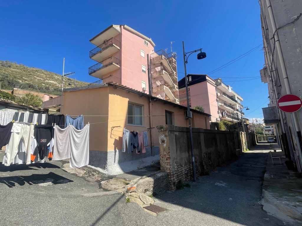 micro baraccopoli camaro