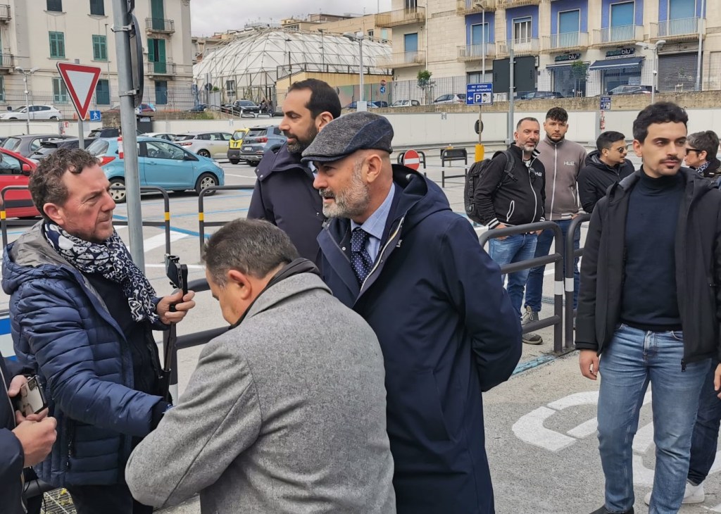 parcheggio fosso di via la farina