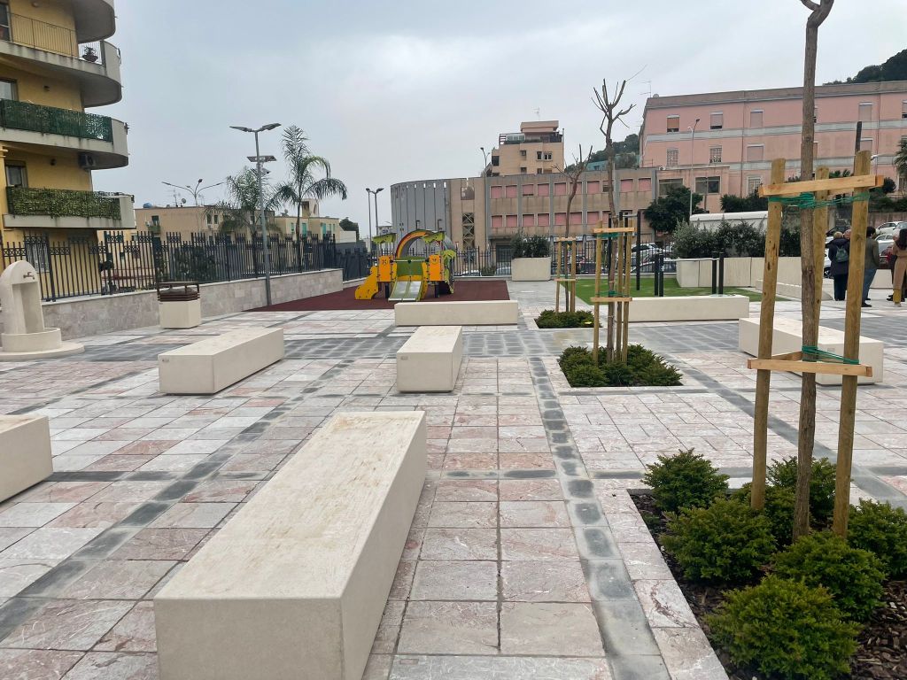 piazza matteotti annunziata