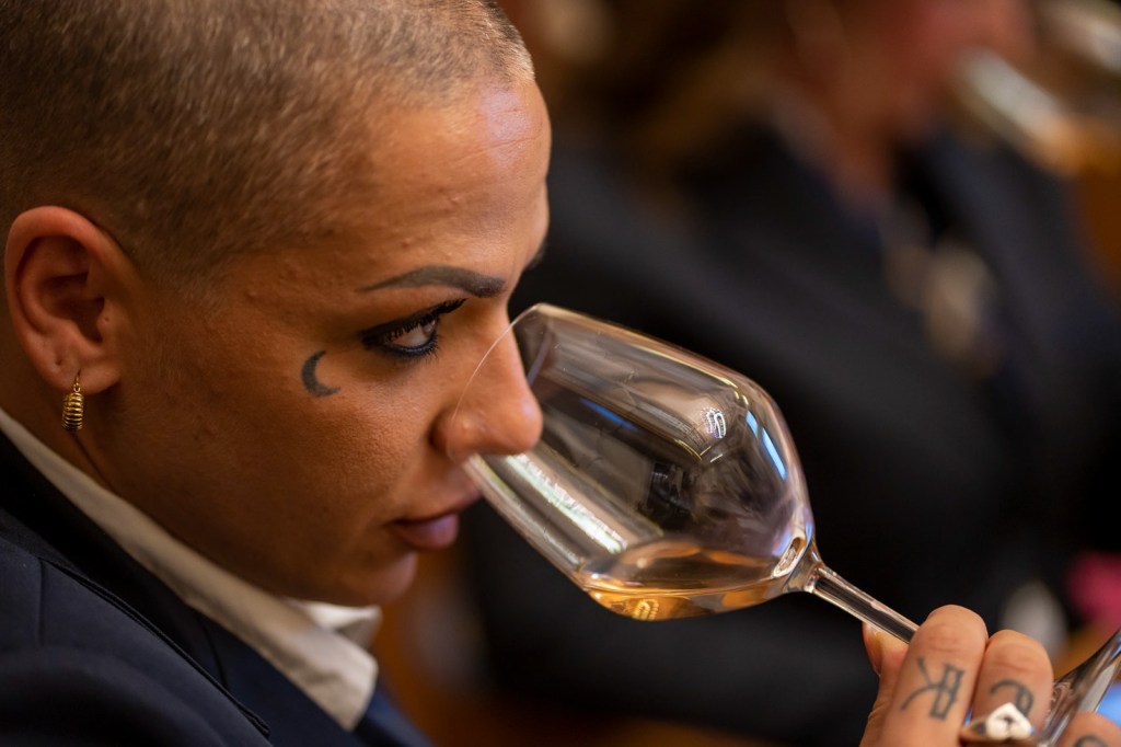 vino assaggio sommelier