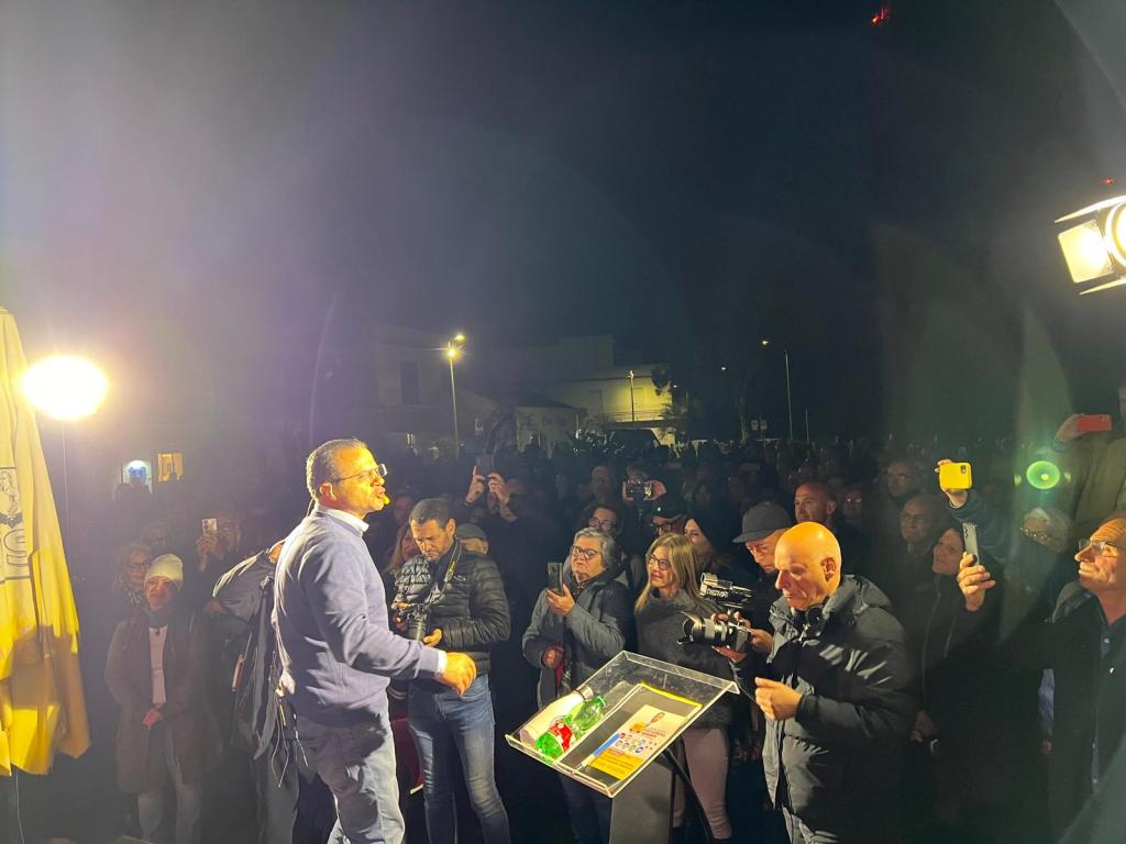 Cateno De Luca a Torre Faro