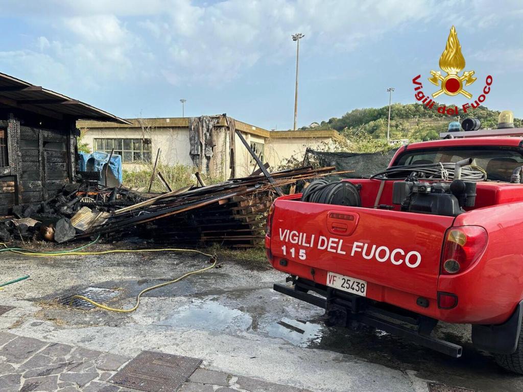 Vigili del fuoco a Giammoro