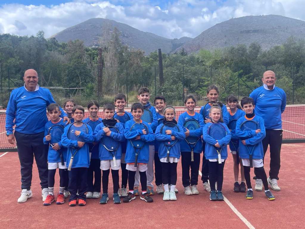 squadra coppa province 2024 con i maestri arasi e branca