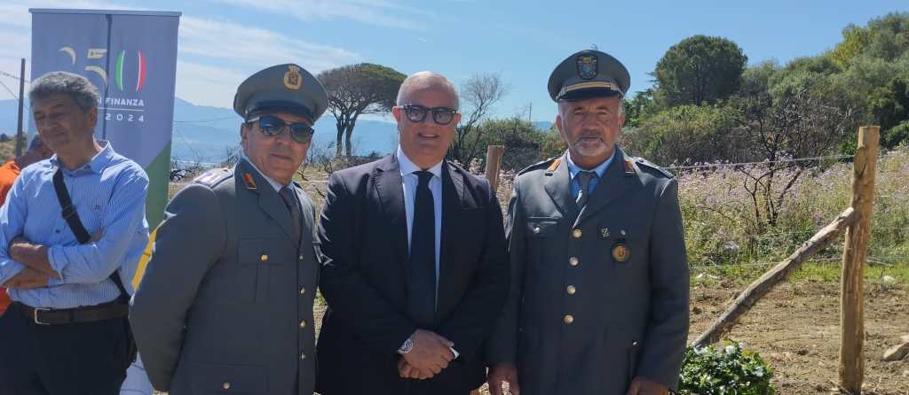 Cerimonia messa a dimora alberi nella Riserva Laghetti di Marinello