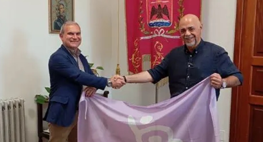 Milazzo bandiera lilla