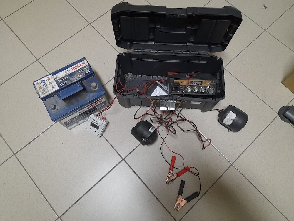 Il materiale sequestrato