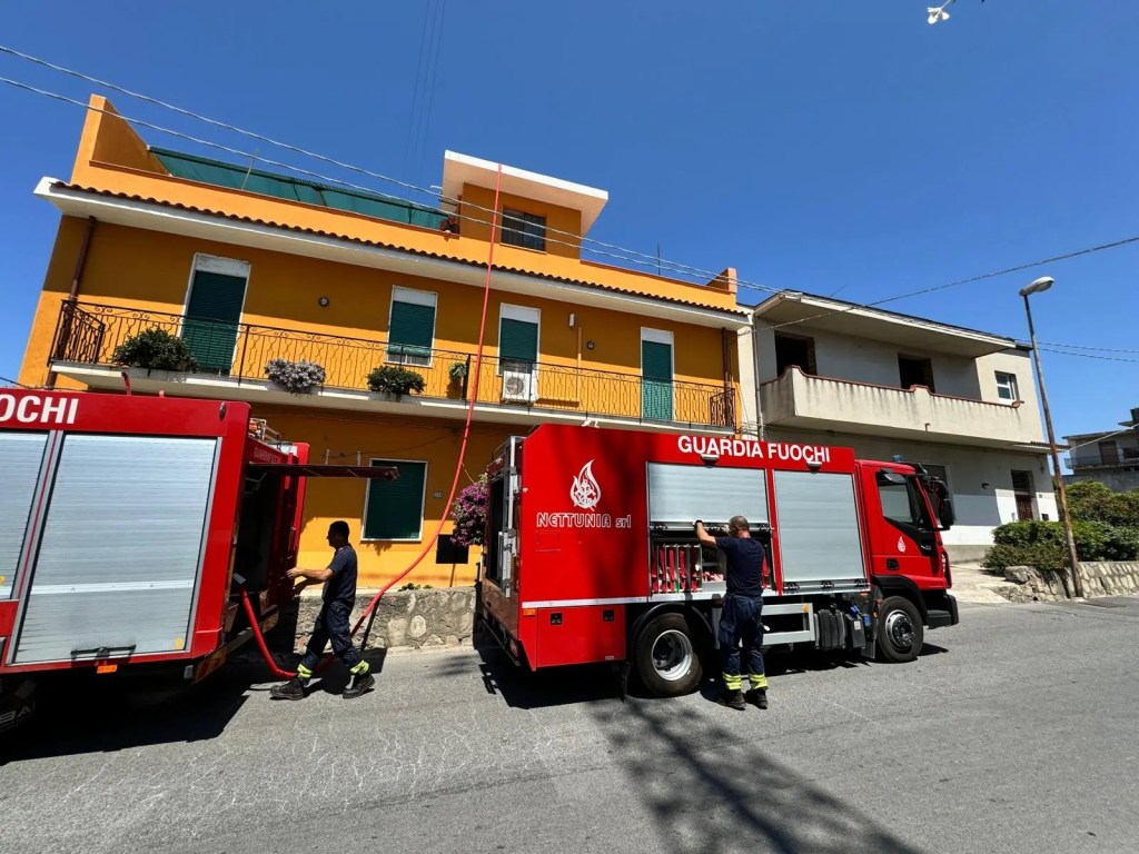 Milazzo autobotti emergenza idrica botteghelle