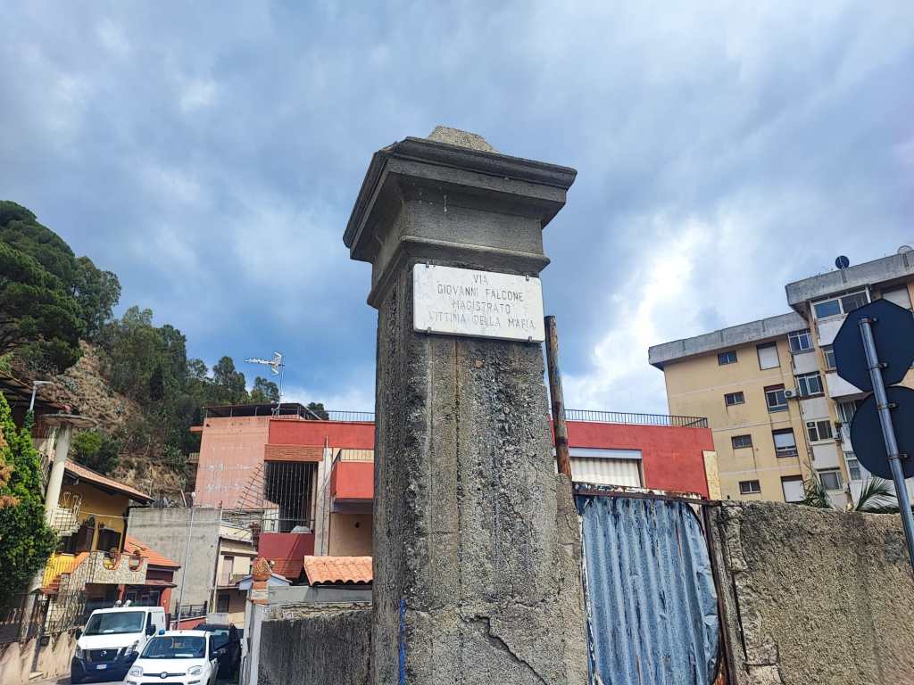 Via Giovanni Falcone