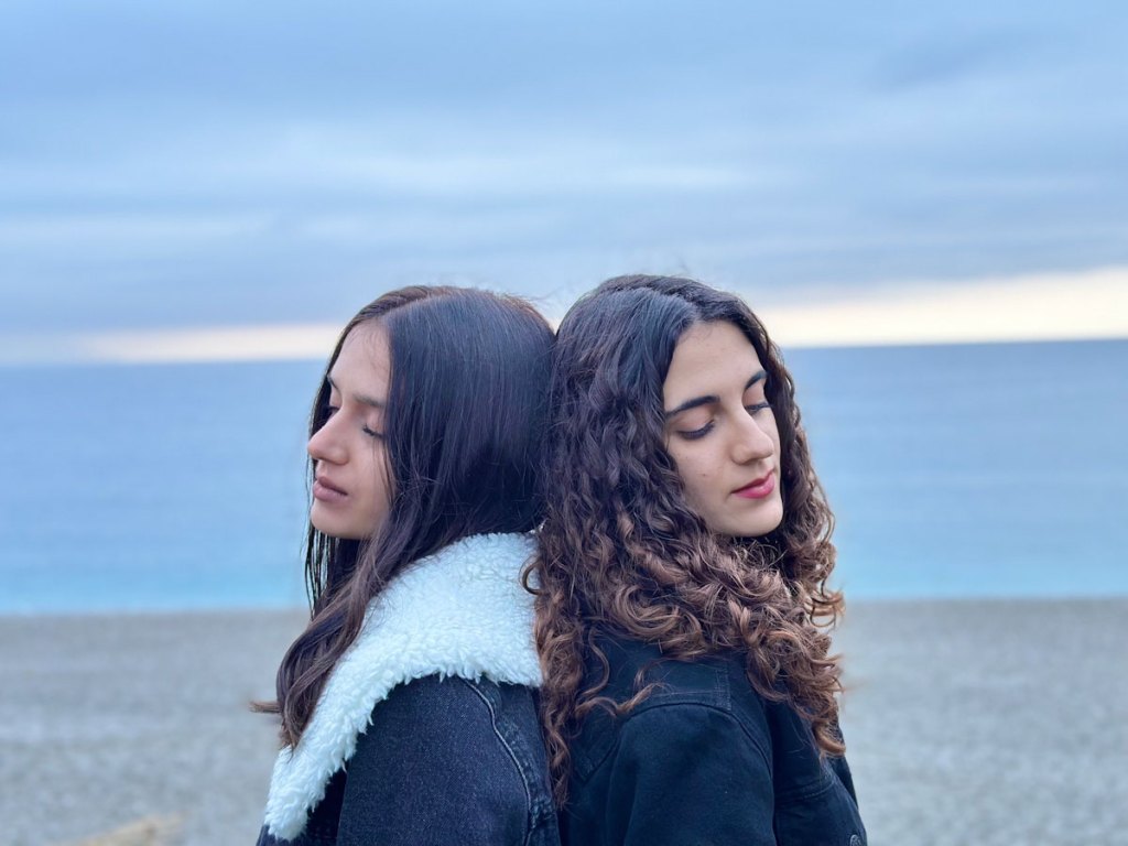 out offline, sonia e zaira concerto carmen consoli milazzo