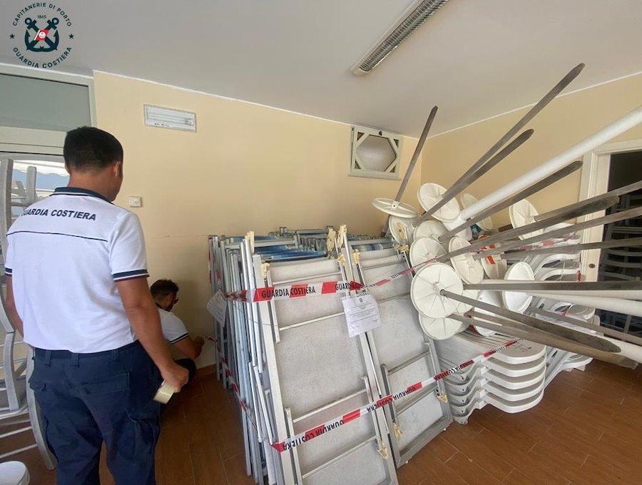 Il materiale sequestrato