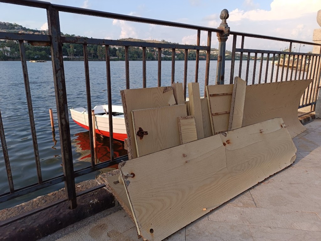 lago di ganzirri rifiuti