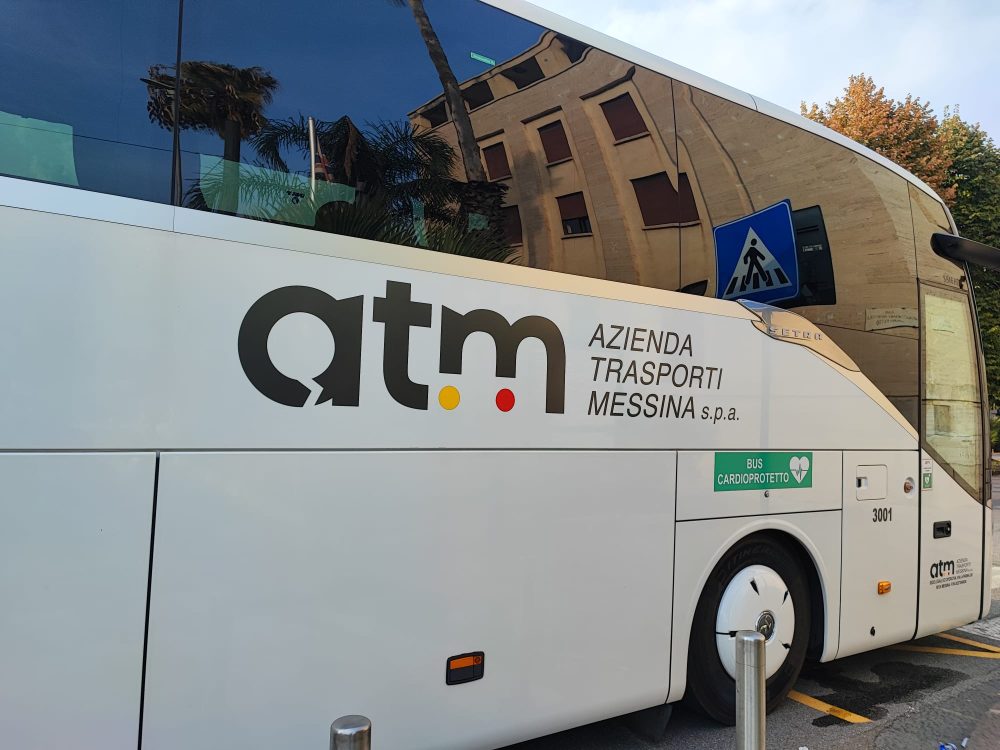Bus a noleggio Atm