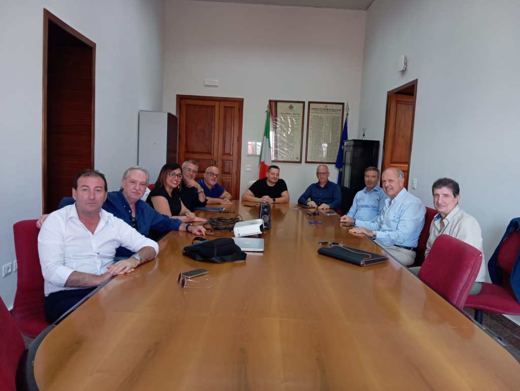 milazzo riunione del siru con i sindaci di barcellona pozzo di gotto e patti