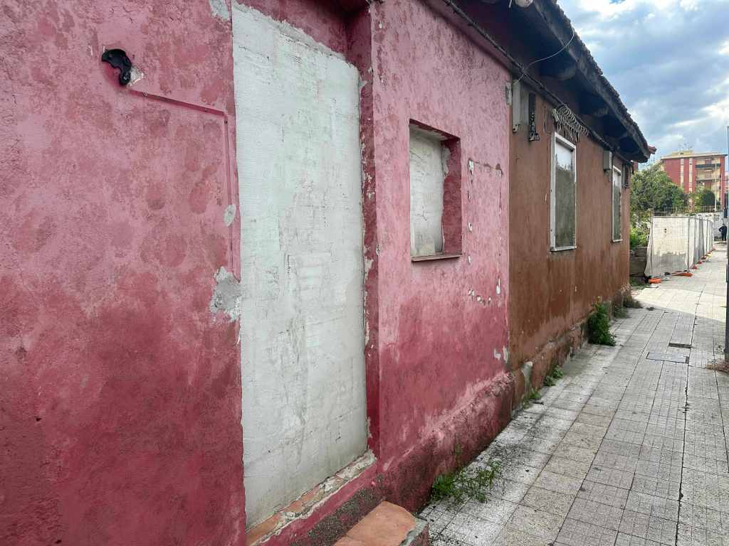 demolizione via taormina