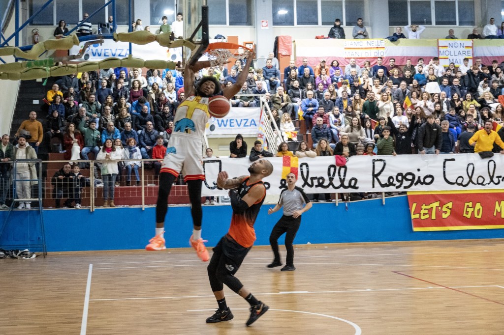 basket school messina viola reggio calabria