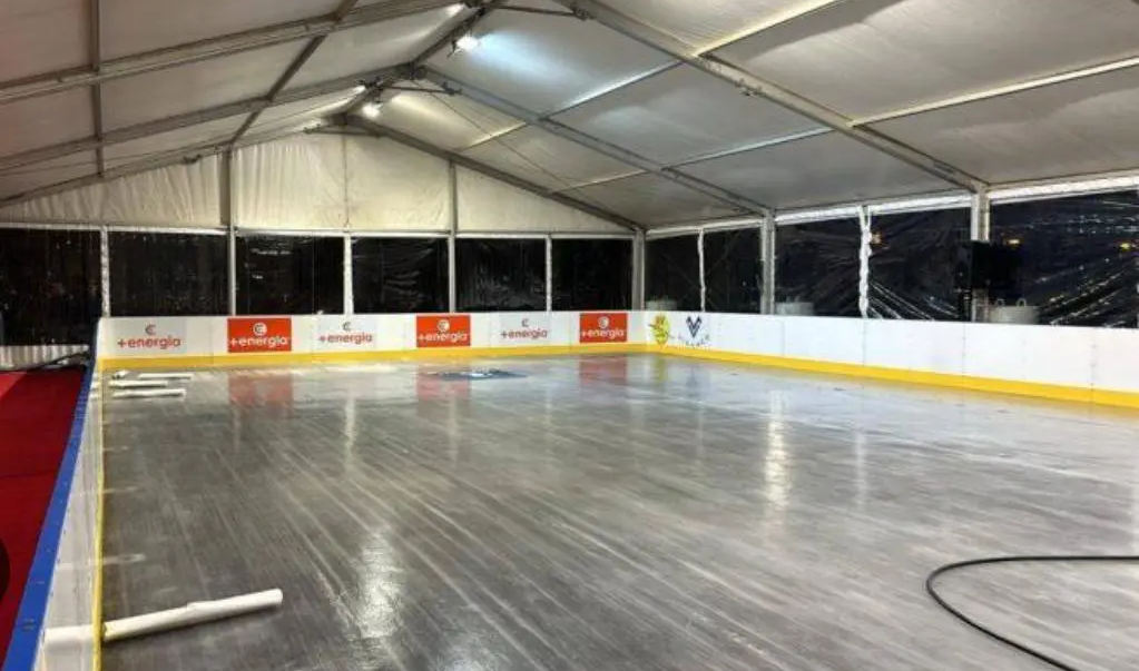 pista sul ghiaccio piazza marconi, Milazzo