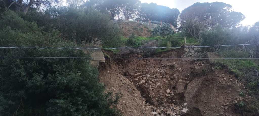 Messina, Ss 113 chiusa S. Saba frane