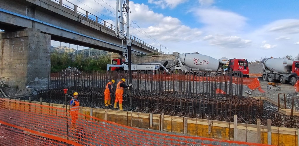 lavori ponte agrò