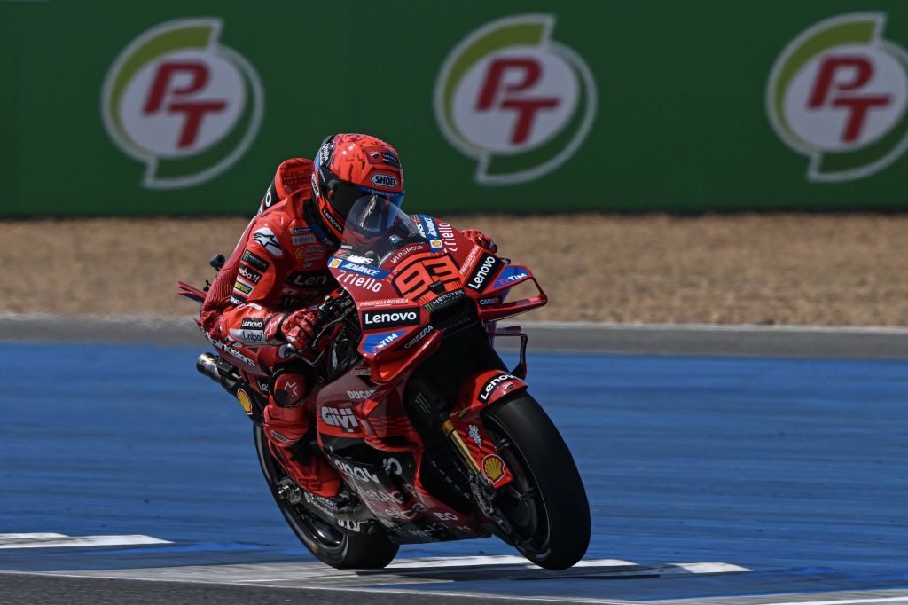 Marc Marquez trionfa nella prima sfida della MotoGp in Thailandia