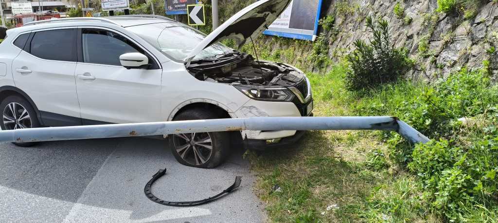 palo crollato strada panoramica