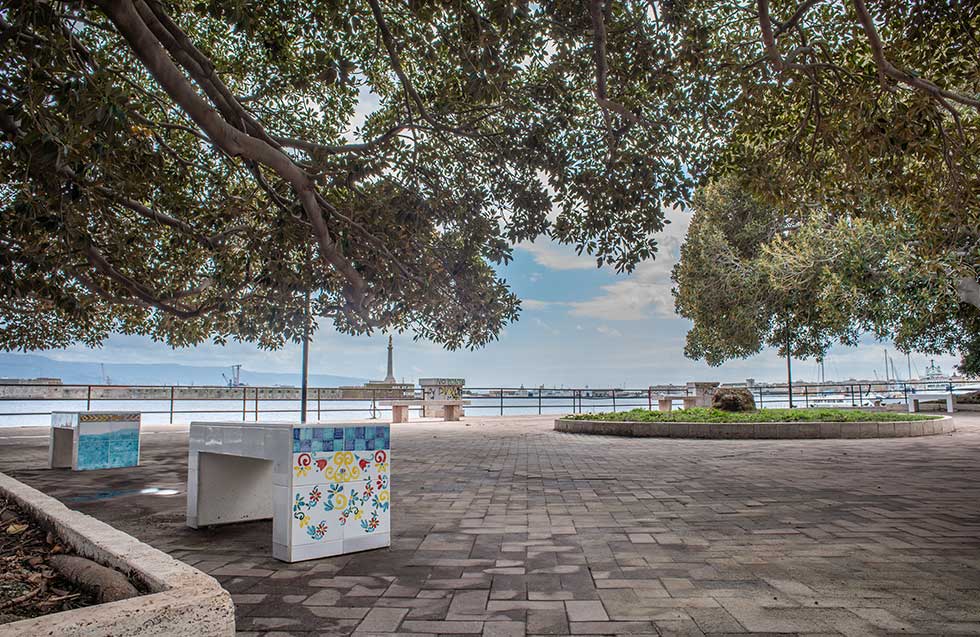 Panchine-delle-Meraviglie-passeggiata a mare