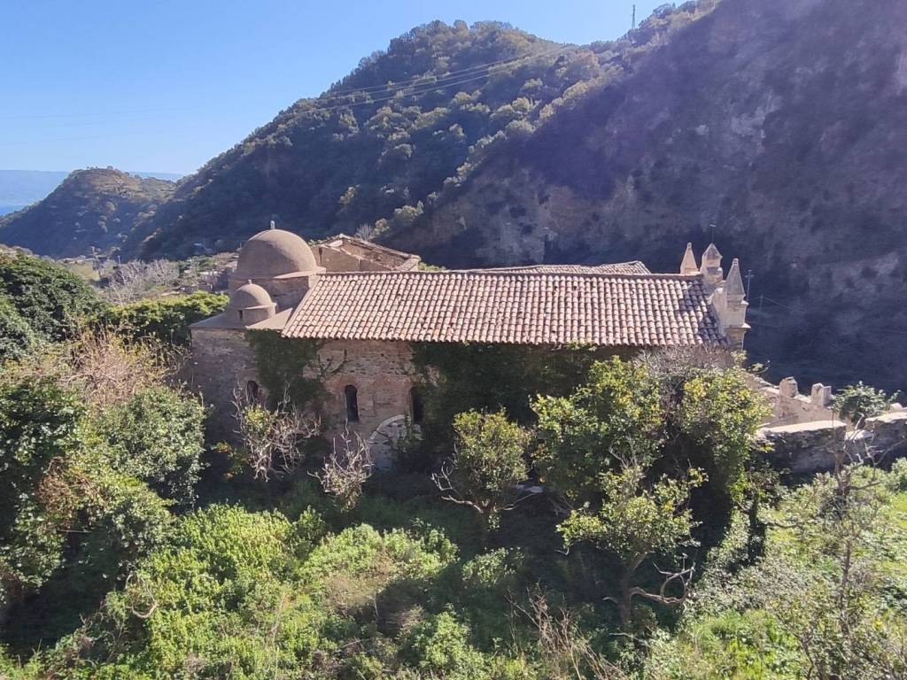 chiesa normanna mili