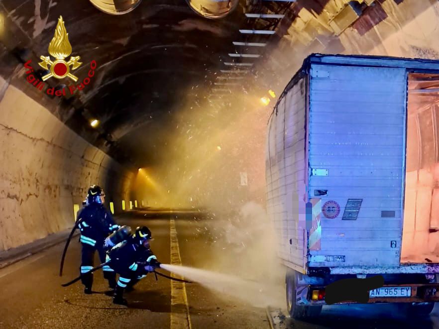 incendio galleria telegrafo