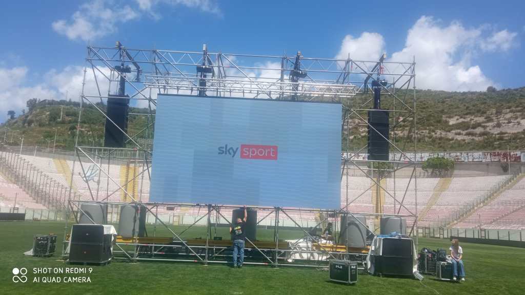 Maxischermo partita in corso 