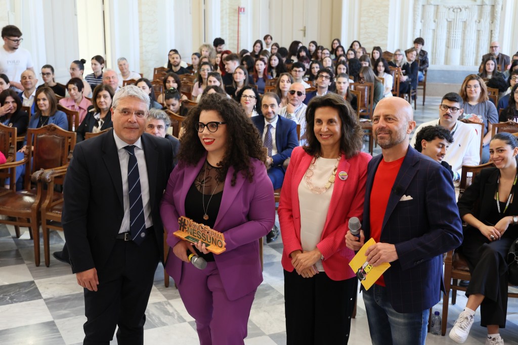 Alla studentessa UniMe Giovanna Deani il premio "Non ci ferma nessuno"