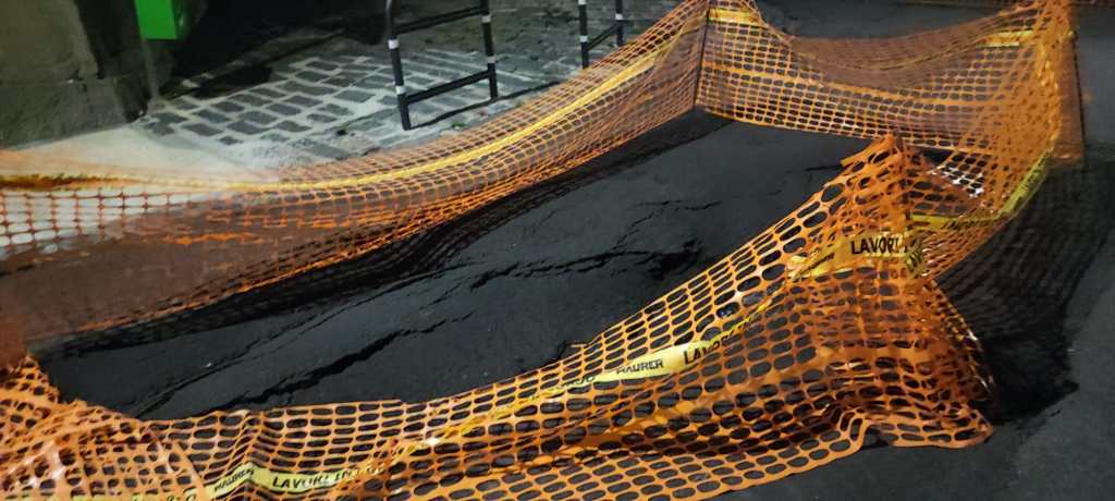 cedimento stradale via delle carceri