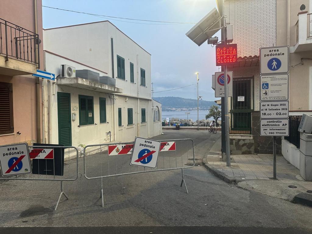 isola pedonale torre faro