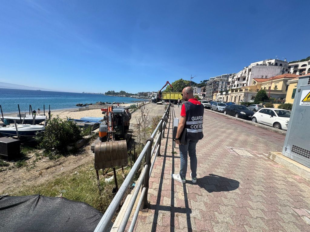 rimozione carcasse barche a pace 1