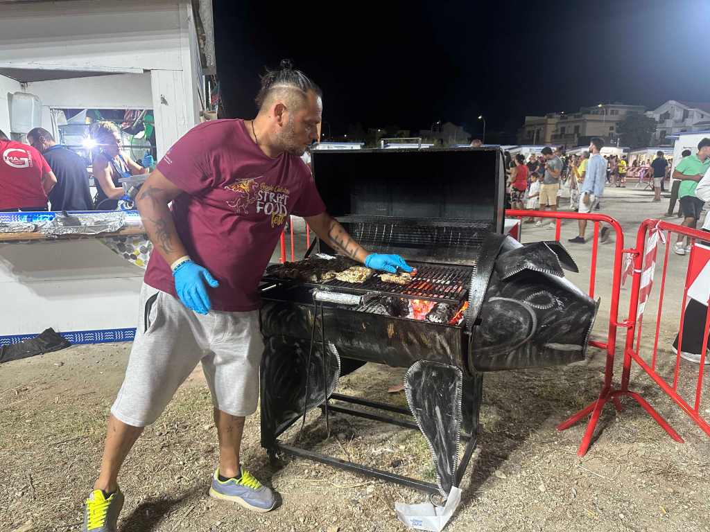 Messina street fish 2025