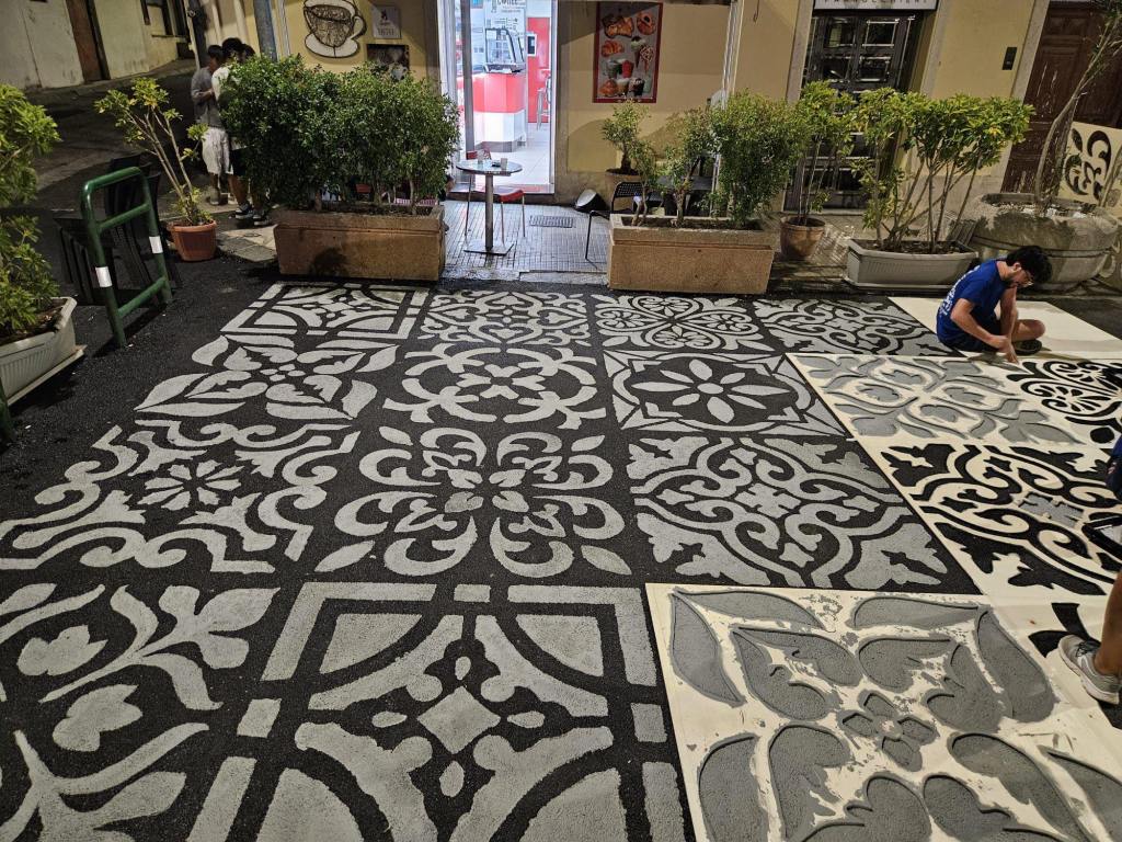 Piazza Fazio a Camaro Superiore