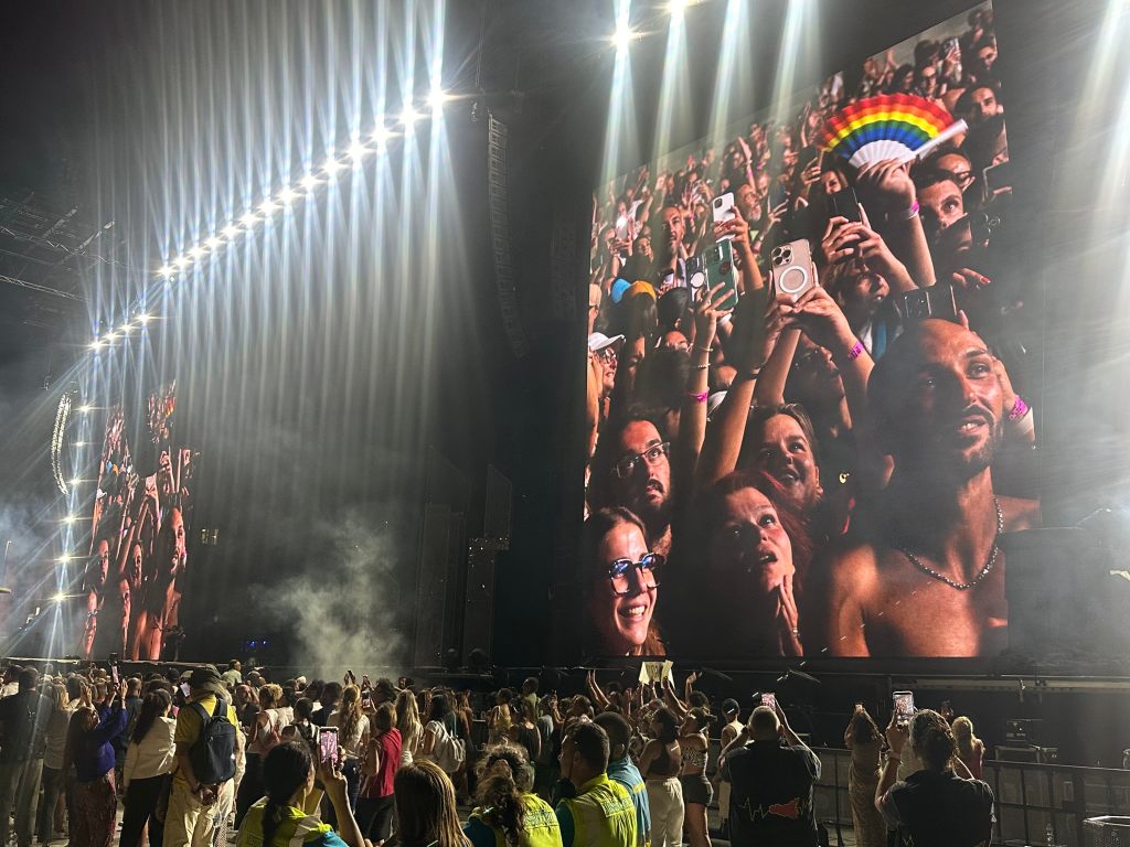 Mengoni proposta di matrimonio gay