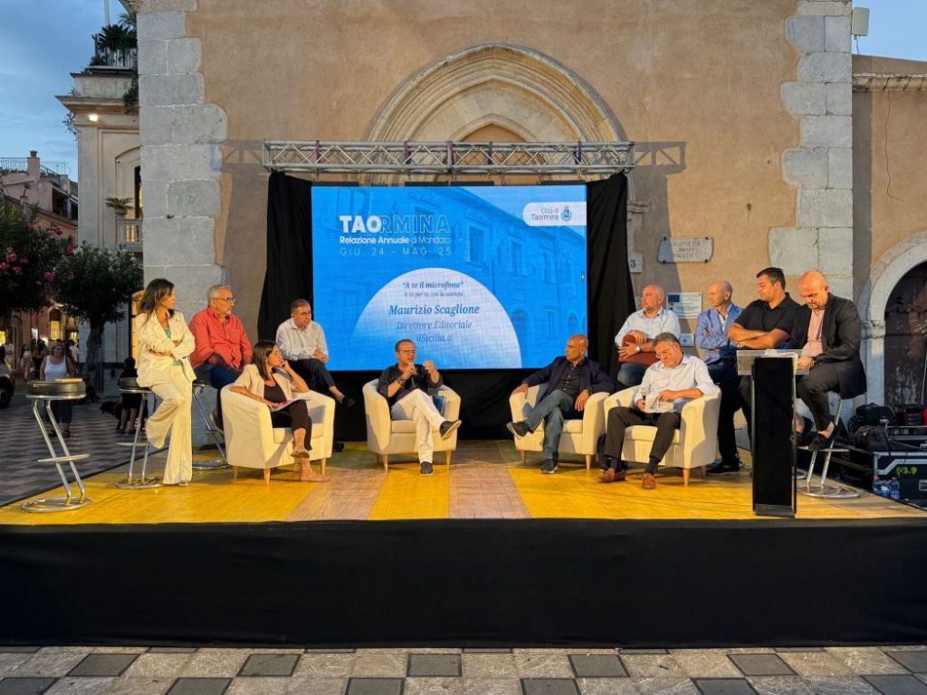 Incontro con De Luca a Taormina