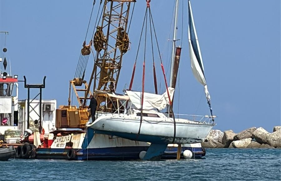 Recupero barca ad Acqualadroni