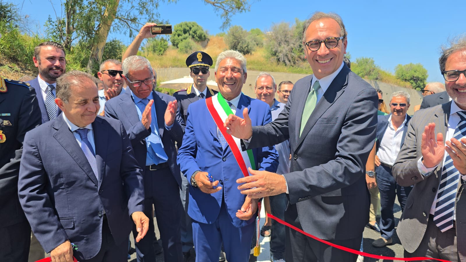 Spadafora, dopo 5 anni riapre il viadotto per San Martino VIDEO