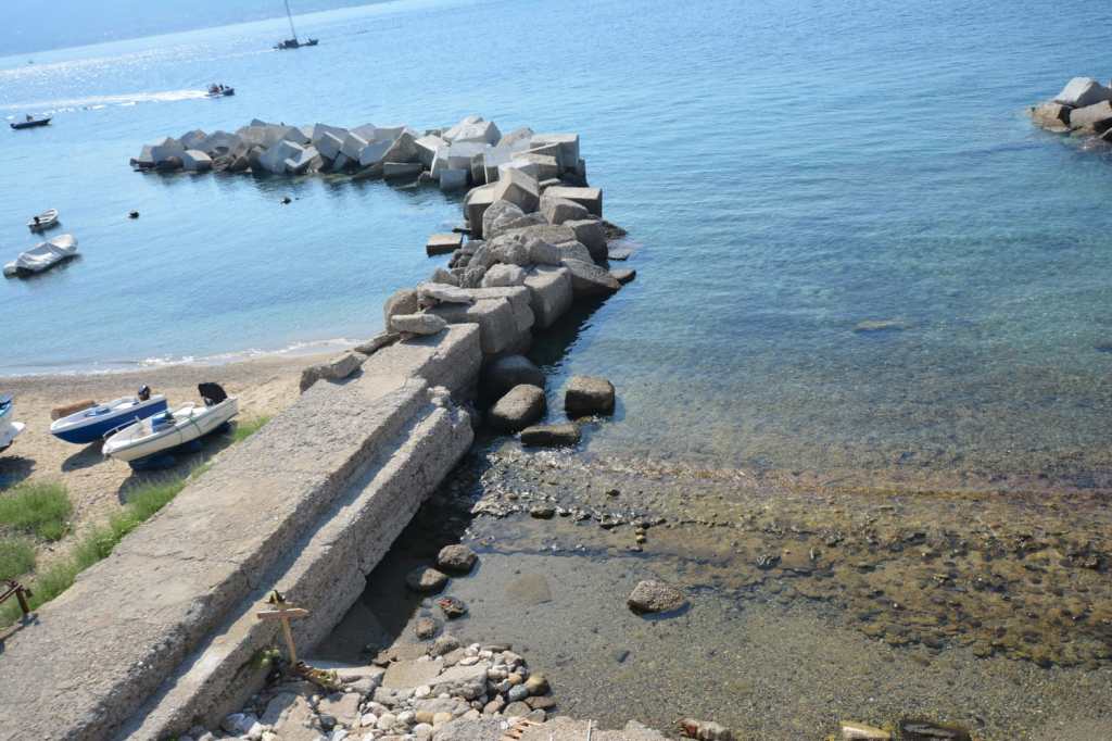 erosione costiera ganzirri