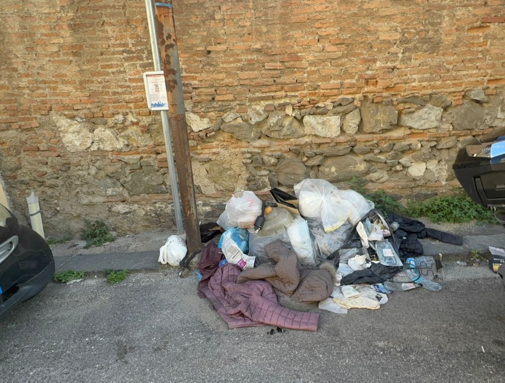 Discariche abusive, Messina Servizi a Villaggio Santo