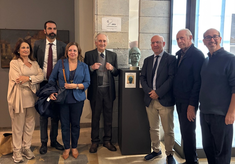 Palacultura Donato Alla Galleria D Arte Moderna Il Ritratto In Bronzo palacultura-donato-alla-galleria-d-arte-moderna-il-ritratto-in-bronzo