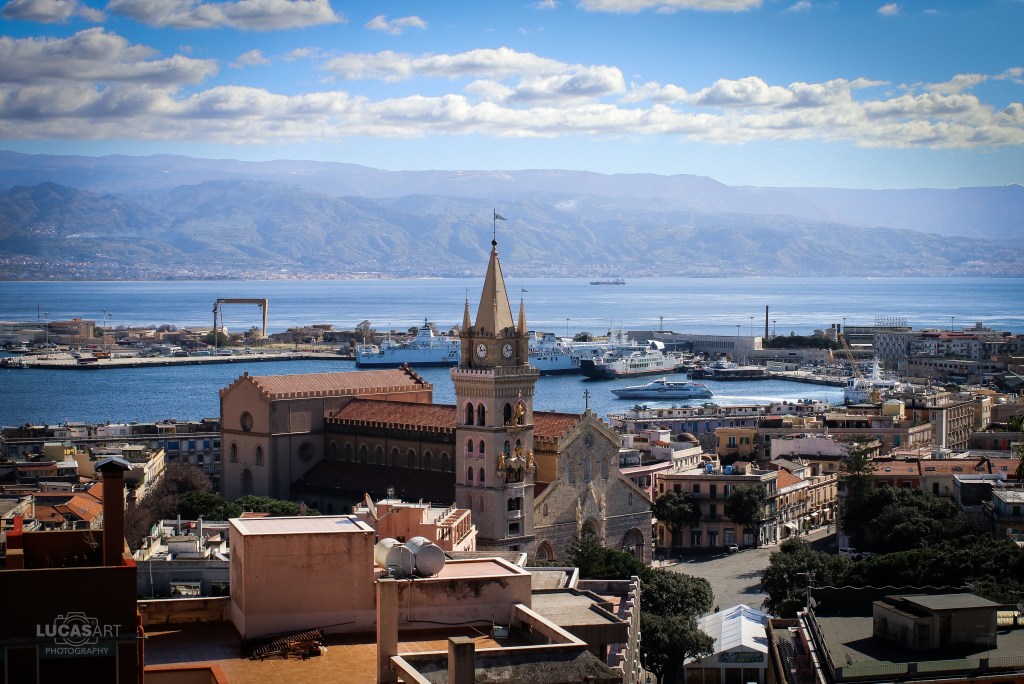 Piazza Duomo. Foto di Rosario Lucà