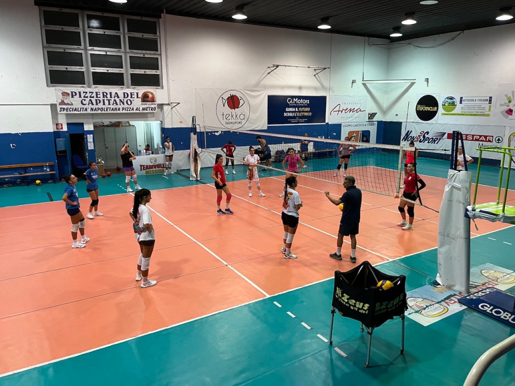 team volley messina palestra juvara