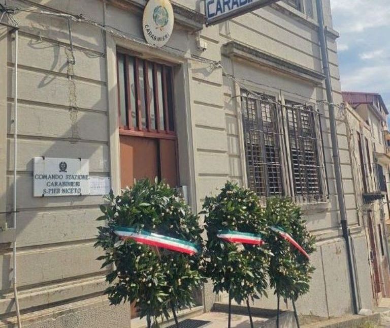 carabinieri morti in servizio, piange anche castell'umberto