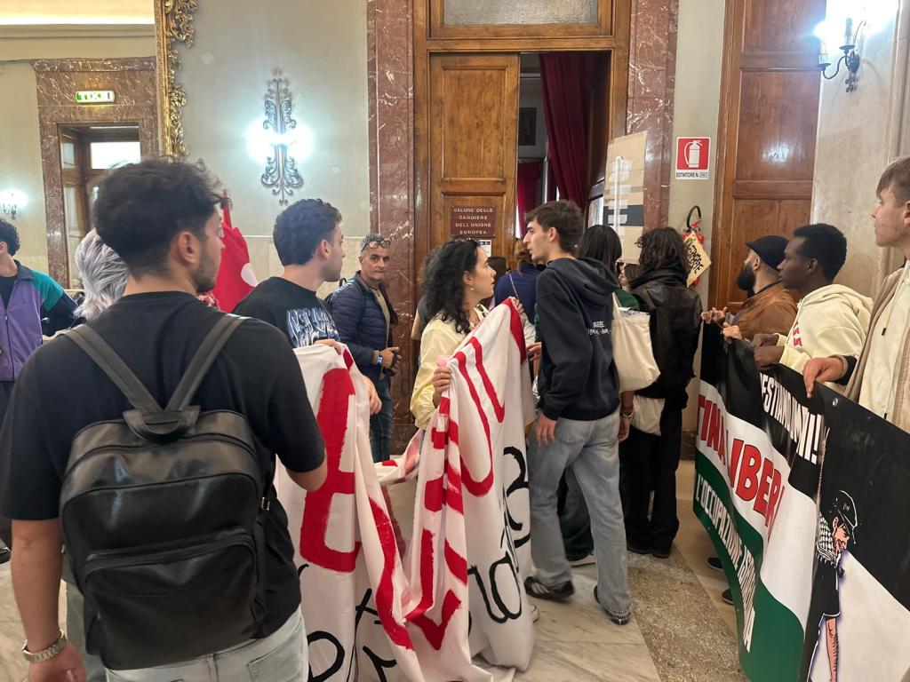 manifestazione gaza palazzo zanca