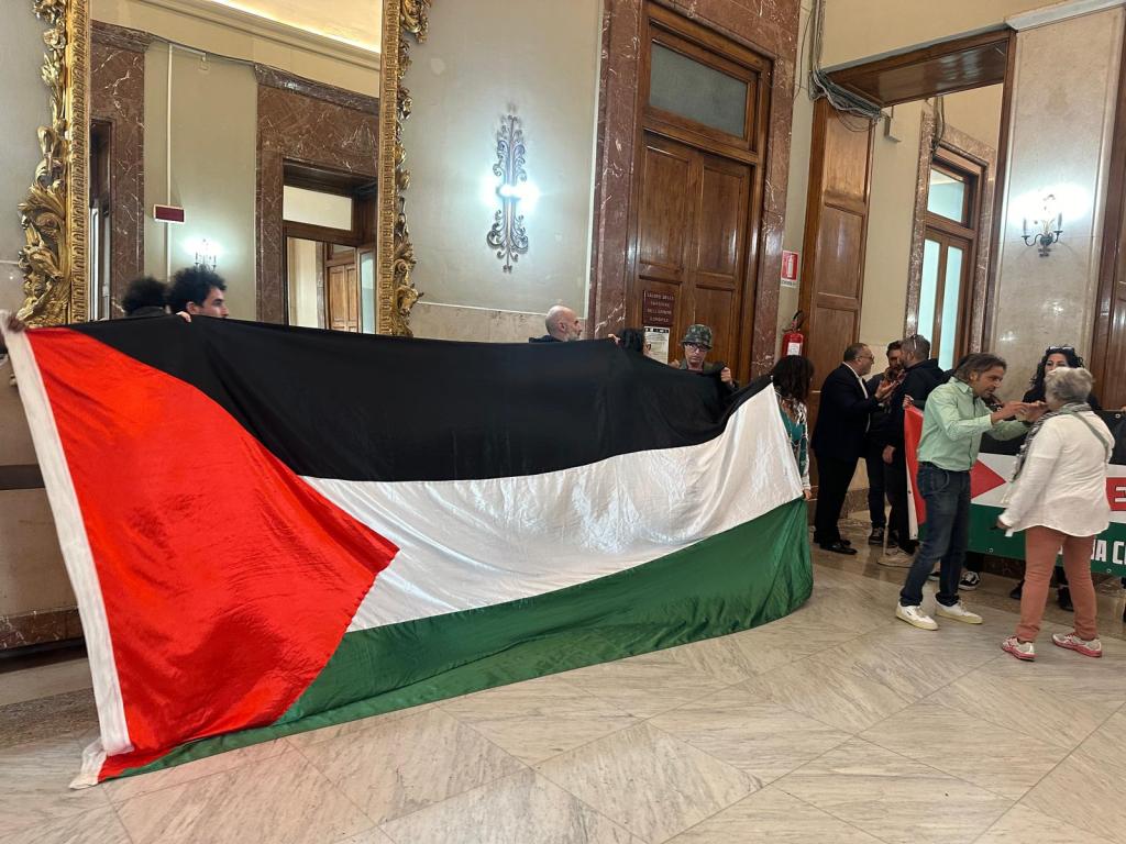 manifestazione gaza palazzo zanca