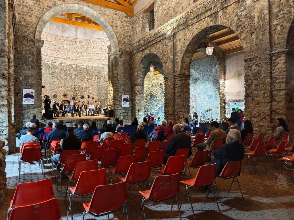 note di gusto riempie longi si replica ad halloween