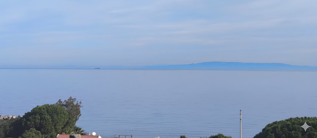 capo vaticano e ancora più a nord visti da messina nord acqualadrone