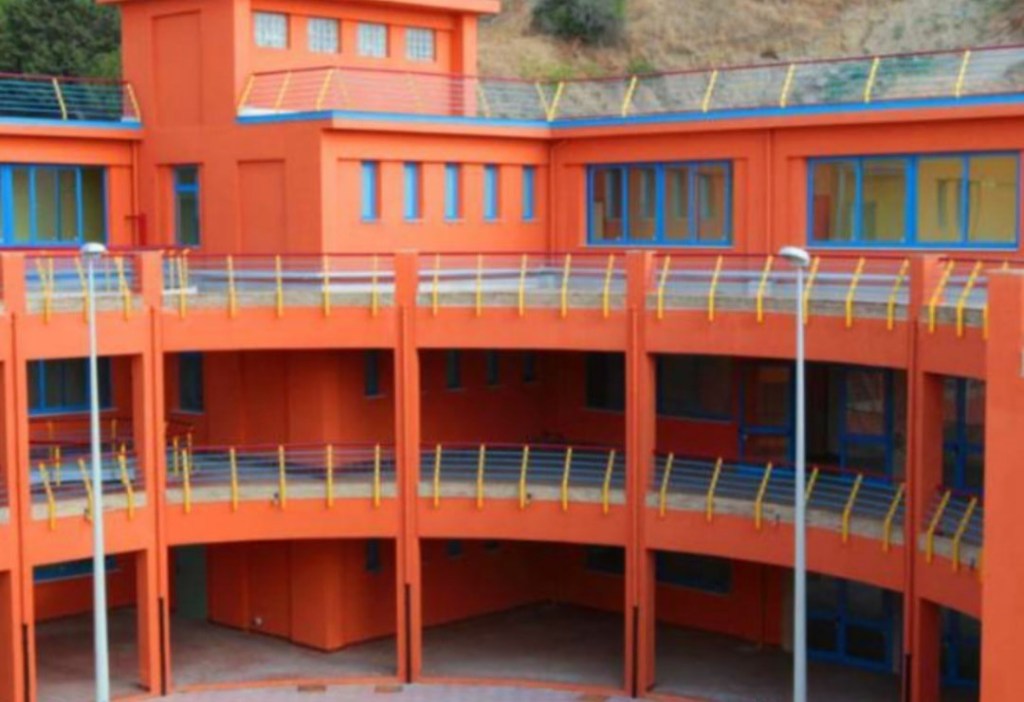 messina, aggressione scuola parla vittima una mi picchiava l'altra filmava